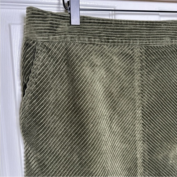 Talbots Green Knee-Length Pencil Skirt Casual - Picture 4 of 11